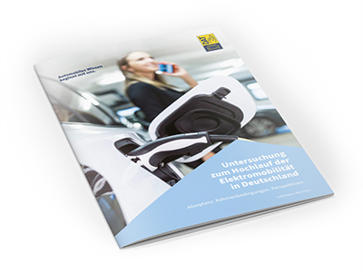 Cover der Studie "Untersuchung zum Hochlauf der Elektromobilität in Deutschland"